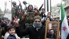 Syrsk armda to na Homs, Rijd chce uznat opozici