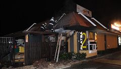 V McDonald's v Praze hoelo, nikdo nebyl zrann