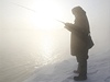 V Moskv rybaí i za krutých mraz.