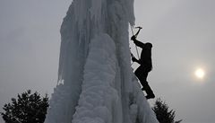 Zvody na ledu: lezci postavili ob rampouch