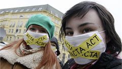 Přes 500 lidí protestovalo v Brně proti smlouvě ACTA | na serveru Lidovky.cz | aktuální zprávy