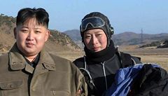 Kim �on-un s para�utisty