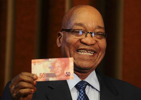 Nový vzhled. Bankovka s portrétem Nelsona Mandely. Pedstavil ji souasný prezident Jihoafrické republiky Jacob Zuma.
