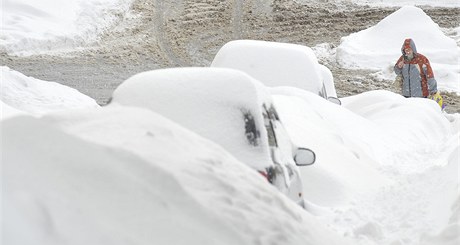 V Jablonci nad Nisou vyhlásili kvli snhu první kalamitní stupe. Ve mst jen v noci napadlo dalích 24 centimetr nového snhu. 