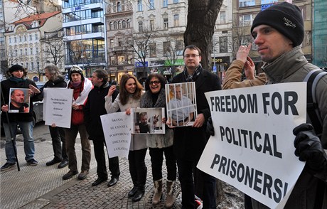 Protestní akci "koda podporuje diktaturu v Blorusku"  v Praze.
