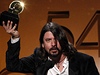 Rocková kapela Foo Fighters pekvapila. Frontman Dave Grohl si celkem doel pro pt gramofónk