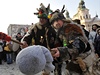 Pr�vodem masek byly 11. února na pra�ském Starom�stském nám�stí zahájeny slavnosti Carnevale Praha 2012. 