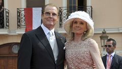 Přijel i bývalý představitel Jamese Bonda Roger Moore s manželkou Kristinou  | na serveru Lidovky.cz | aktuální zprávy