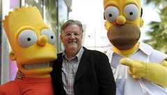 Matt Groening zapózoval s loutkami Homera a Barta v nadivotní velikosti.