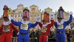 Pr�vodem masek byly 11. února na pra�ském Starom�stském nám�stí zahájeny slavnosti Carnevale Praha 2012. 