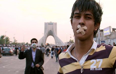 Svoboda vtin Íránc stále uniká. V obzvlát nepíjemné situaci se nacházejí místní písluníci LGBT komunity (ilustraní foto)