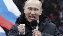 "Bitva o Rusko pokrauje", hímal ped týdnem Vladimir Putin ped zaplnným moskevským stadionem. 