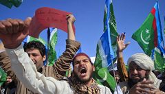Protesty se rozíily i do sousedního Pákistánu 