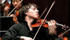 Houslista Joshua Bell.