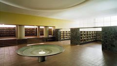 Dodate�n� zbudovan�mu kolumb�riu, nejv�t��mu v �R a jednomu z nejv�t��ch v Evrop�, byla rekonstrukc� navr�cena d�stojnost. Jeho n�v�t�va p�edstavuje fascinuj�c� z�itek.