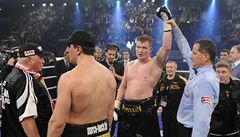 Alexandr Pov�tkin obájil titul organizace WBA