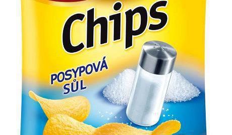 Chipsy s píchutí posypové soli.