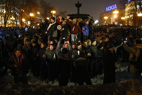 Demonstrace po prezidentských volbách na Pukinov námstí Moskv.