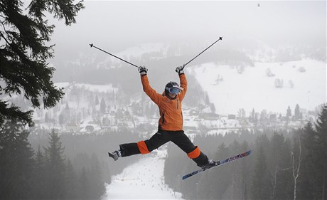 Česká akrobatická lyžařka Nikola Sudová