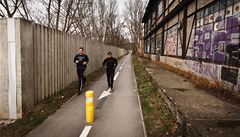 Protipovod�ová opat�ení v Praze jsou na mnoha místech nevyhovující �i p�ímo po�kozená natolik, �e neplní svou funkci a v p�ípad� povodn� hrozí jejich protr�ení