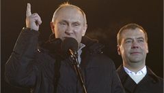 Čerstvě zvolený prezident Putin mluví ke shromážděnému davu | na serveru Lidovky.cz | aktuální zprávy