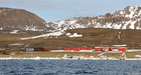 lenové vdeckého týmu, který se vrátil z psobení na Mendelov polární stanici v Antarktid (na archivním snímku), vystoupili 14. bezna na tiskové konferenci v Brn. 