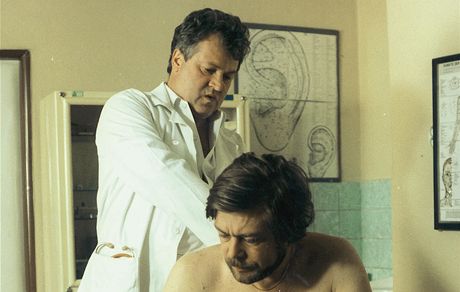 Bronislav Poloczek a Jan Kanyza ve filmu Pli velk ance