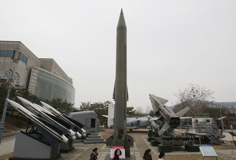 Model severokorejské rakety Scud-B