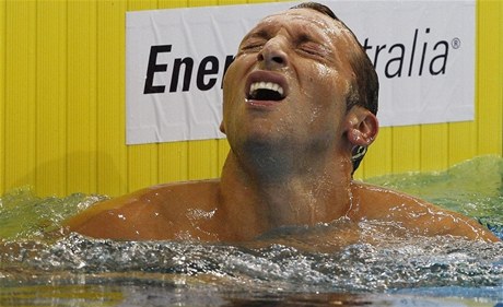 Hvzdný australský plavec Ian Thorpe po návratu neoslnil