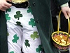 Leprechaun - irský skítek nesml chybt na oslavách Dne sv. Patrika v severoirském Armaghu. 
