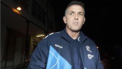 Trenér Owen Coyle oputí nemocnici, ce které je hospitalizován Fabrice Muamba.
