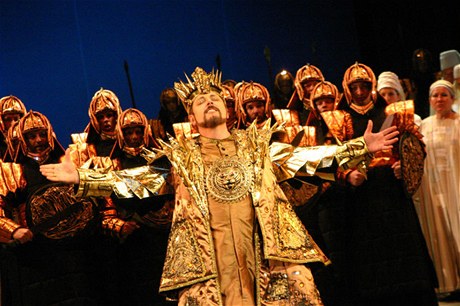 Nabucco v Národním divadle v Brn