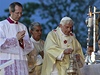 Pape Benedikt XVI pi mi na námstí v Santiagu de Cuba