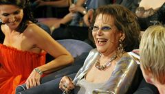 Jako estná pedsedkyn poroty se zúastnila italská hereka Claudia Cardinálová. 