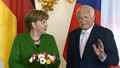 Angela Merkelová u Václava Klause