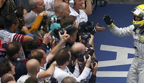 Nico Rosberg vyhrl Velkou cenu ny