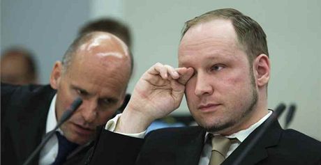Breivika rozplakalo jeho vlastn video.