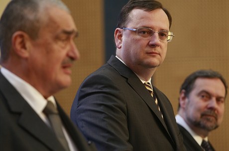 Karel Schwarzenberg, Petr Neas a Radek John