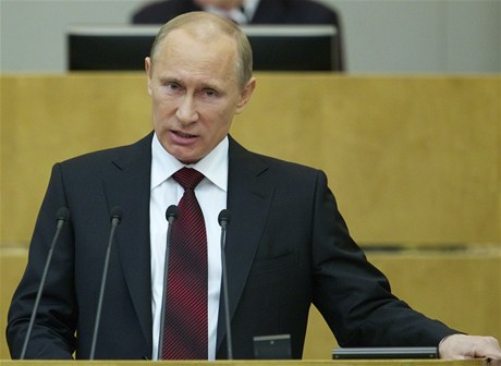 Vladim Putin pi projevu v parlamentu