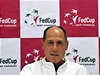 Nehrající kapitán Corrado Barazzutti se zúastnil 19. dubna v Ostrav tiskové konference italských tenistek ped semifinálovým utkáním Fed Cupu s R