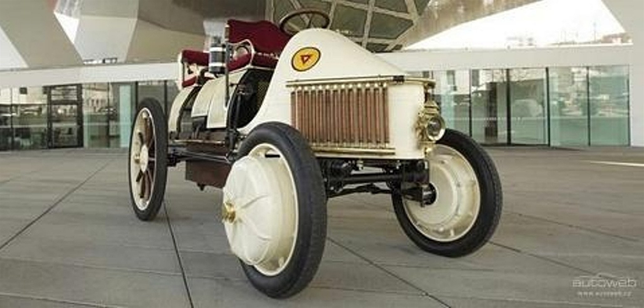 Hybrid Lohner-Porsche
