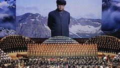 Severokorejci slavili Kimovo výročí masovým tancem