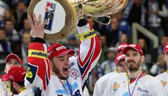 Hokejisté Pardubic s mistrovským titulem