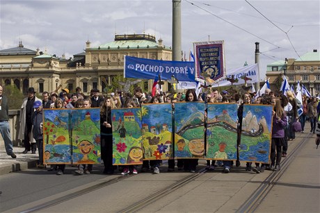 Pochod dobré vle proti antisemitismu a neonacismu, 22. dubna 2012