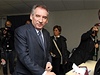 Francois Bayrou odvolil jako první z prezidentských kandidát