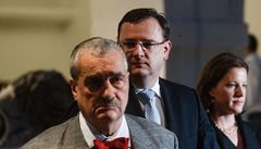 Vláda hlasování o nedůvěře přežila | na serveru Lidovky.cz | aktuální zprávy