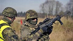 Armda pila o 1,5 miliardy korun, tvrd ministerstvo obrany