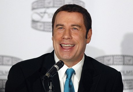 John Travolta prý sexuáln obtoval maséry