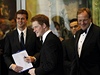 Princ Harry pijídí na slavnostní veei pi udílení ceny Atlantic Council