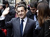 Nicolas Sarkozy v pítomnosti jeho atraktivní manelky Carly Bruniové.